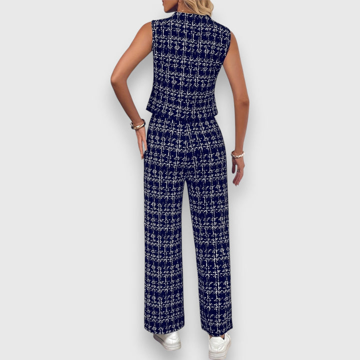 Two-Piece Set with V-Neck and Matching Trousers