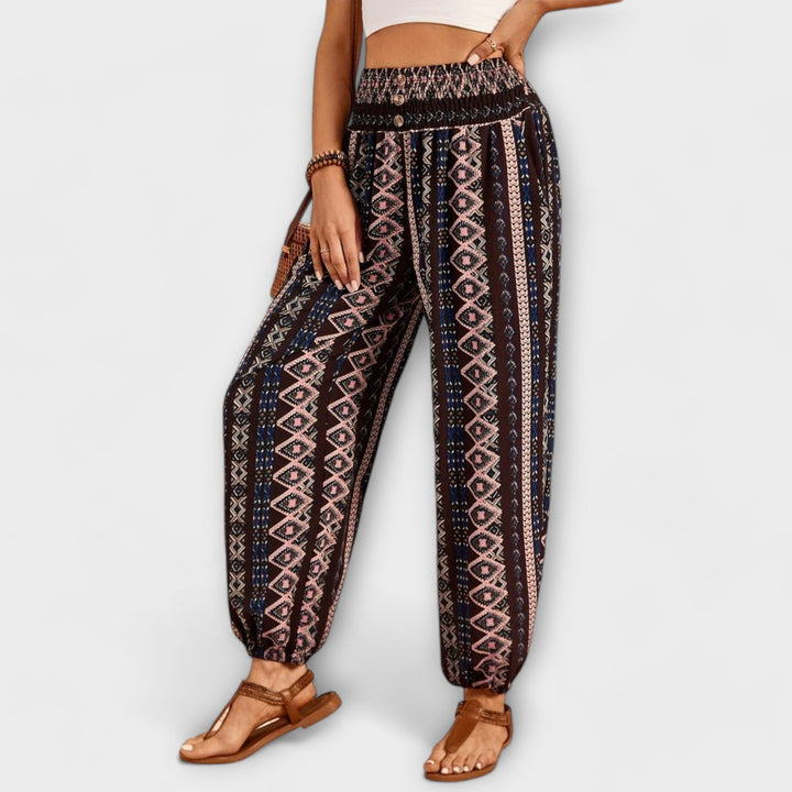 Pants with Folkloric Design